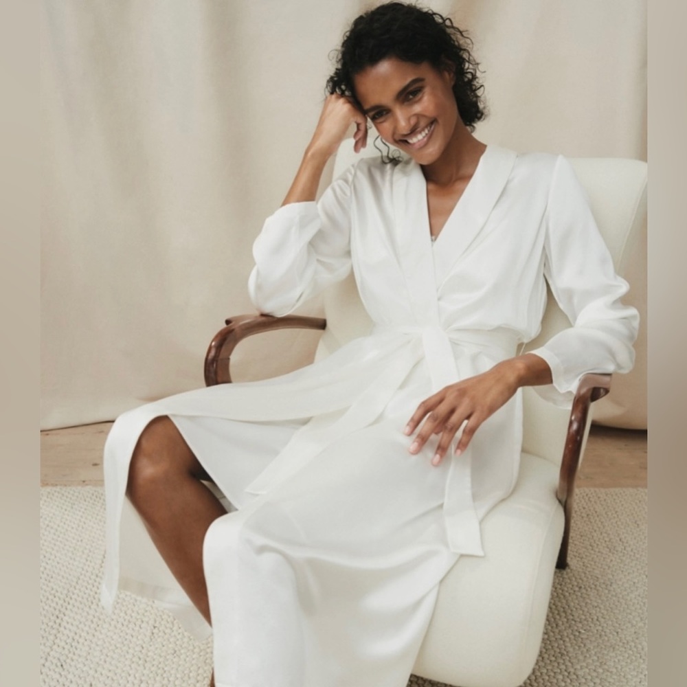 The White Company Pure Silk Long Robe (White) - Bridal